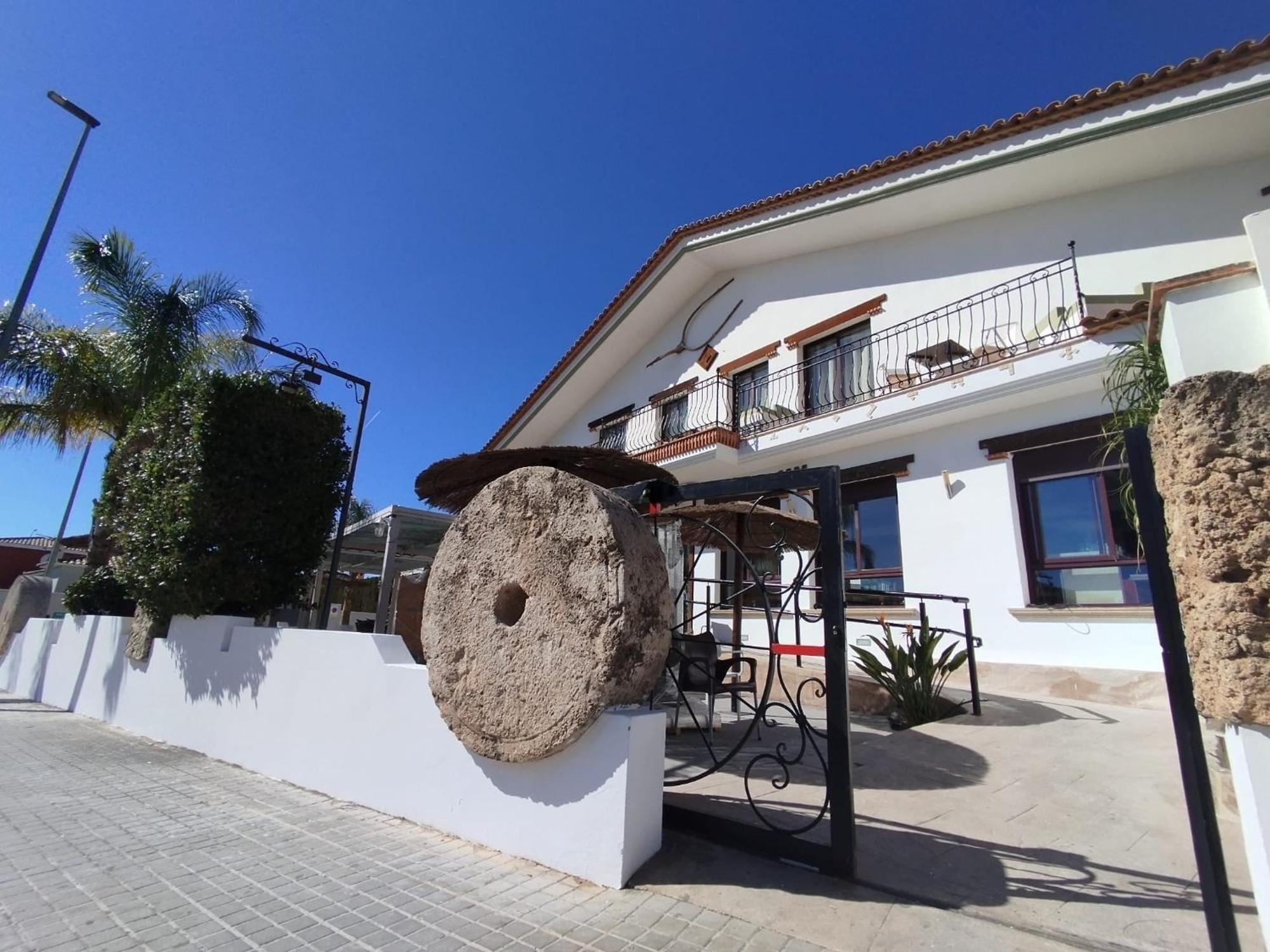 Hostal Espai Mediterrani La Pobla de Vallbona Extérieur photo