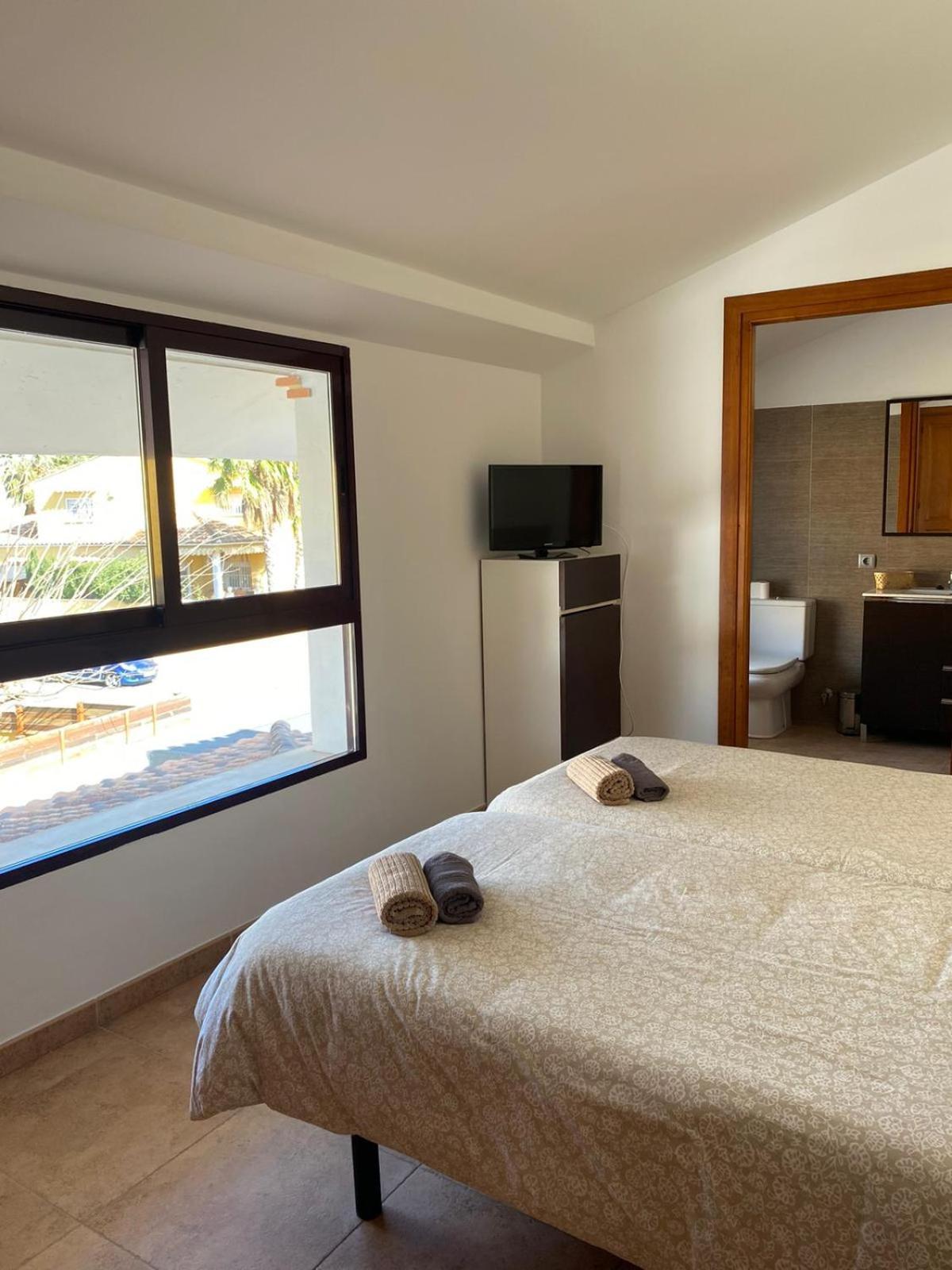 Hostal Espai Mediterrani La Pobla de Vallbona Extérieur photo